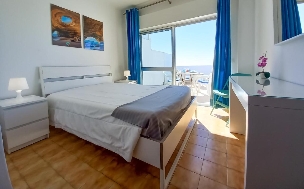 Mira Atlantico 13- Terraco Com Vista Mar E Cidade, Wifi, 80Mt Praia Quarteira Eksteriør billede