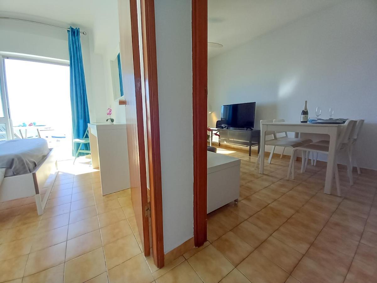 Mira Atlantico 13- Terraco Com Vista Mar E Cidade, Wifi, 80Mt Praia Quarteira Eksteriør billede